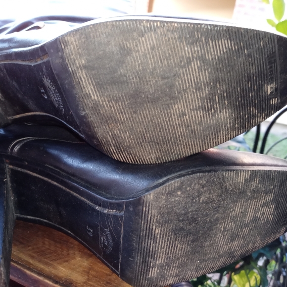 VINTAGE LEATHER BOOTS BY GUCCI - Picture 3 of 4